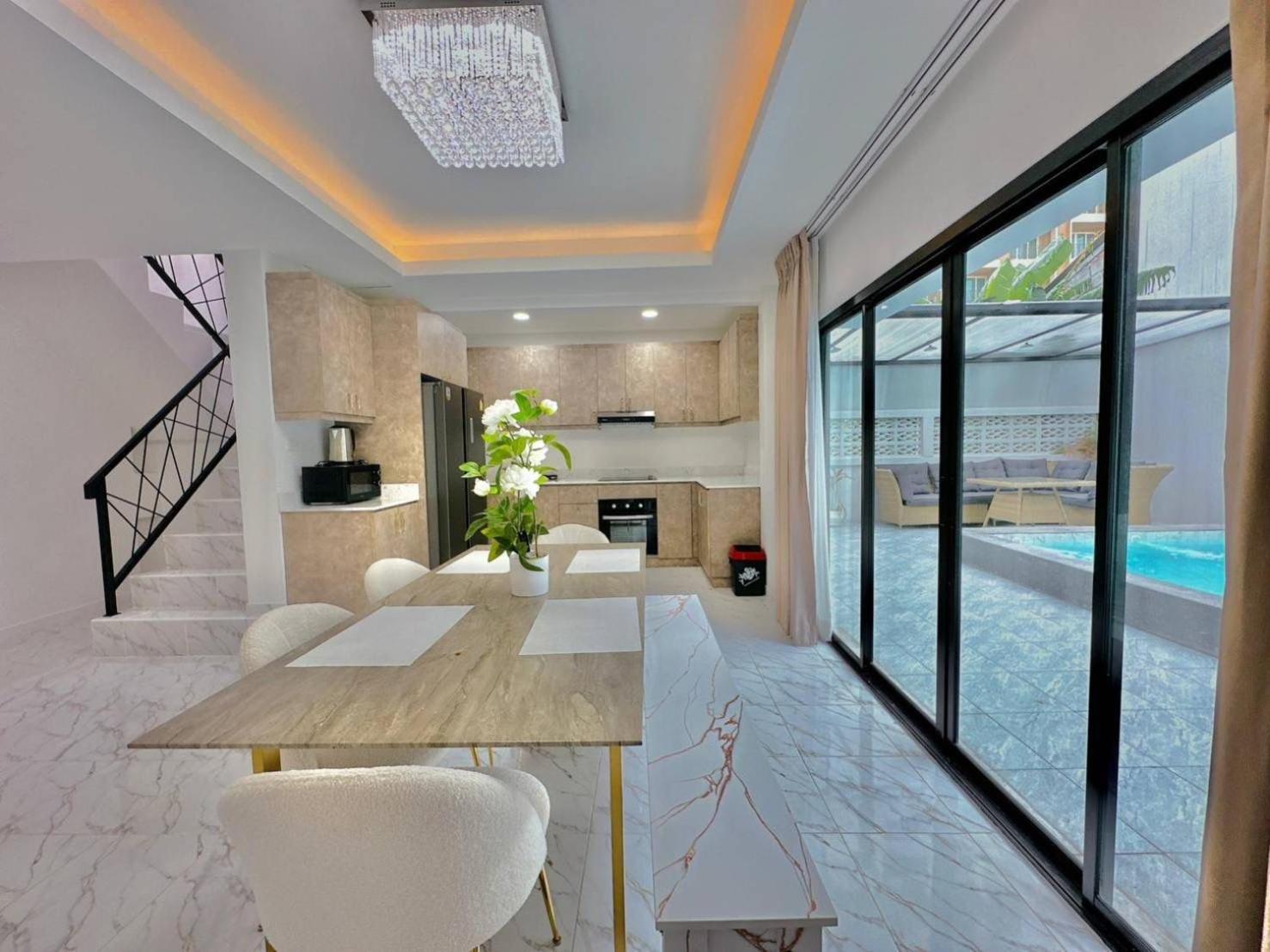 4Bedroom Pool Villa Near Walking St Bonk Pattaya Buitenkant foto