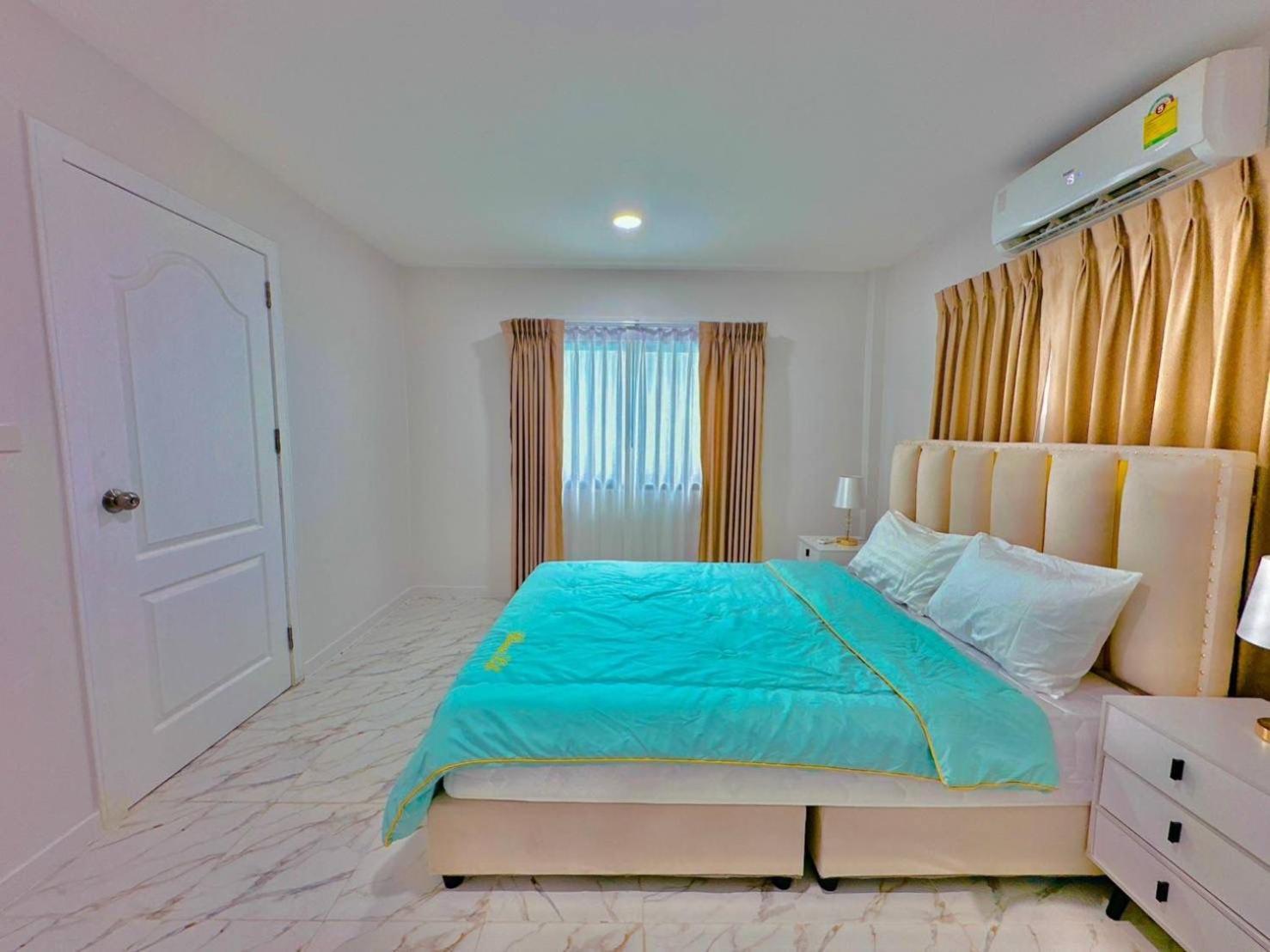 4Bedroom Pool Villa Near Walking St Bonk Pattaya Buitenkant foto